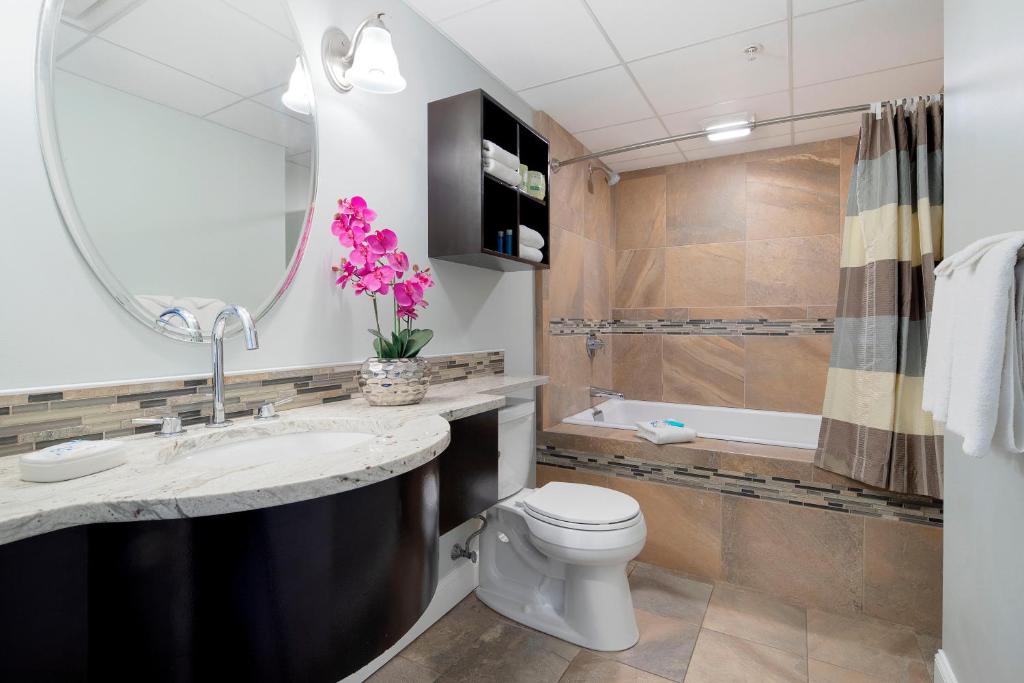 Photo of Alouette Sunrise Suites in Old Orchard Beach, ME