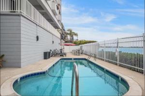 Photo #4 of Bayfront Paradise - Flexible 30 Day plus w Amazing Bay View and Pool in San Diego, CA