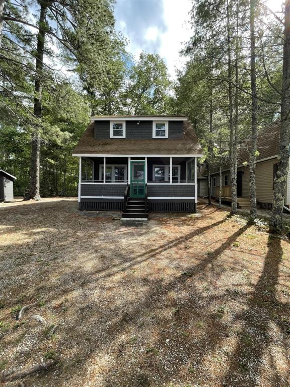 Photo of FLETCHER LIMIT 8 cottage in Standish, ME