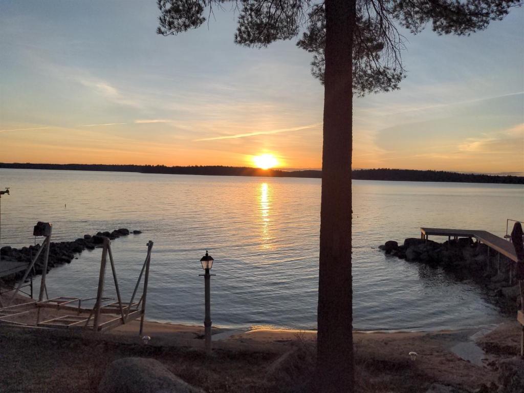 Photo of JORDAN BAY GETAWAY LIMIT 8 home in Sebago, ME