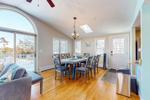 Photo #4 of Ocean Tide Escape in Biddeford, ME