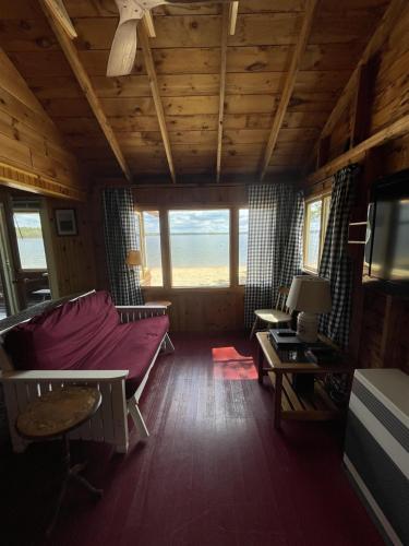 Photo #2 of LIMBERLOST LIMIT 6 cottage in Standish, ME