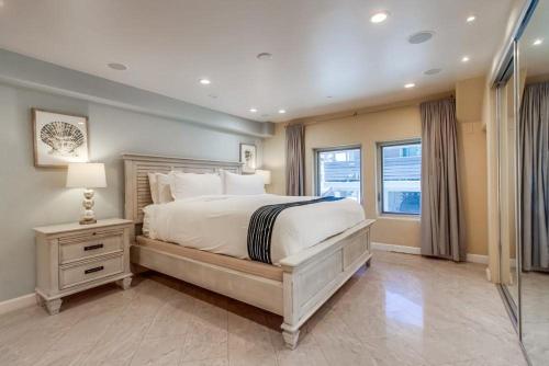 Photo #2 of Residence Club 3 in San Diego, CA