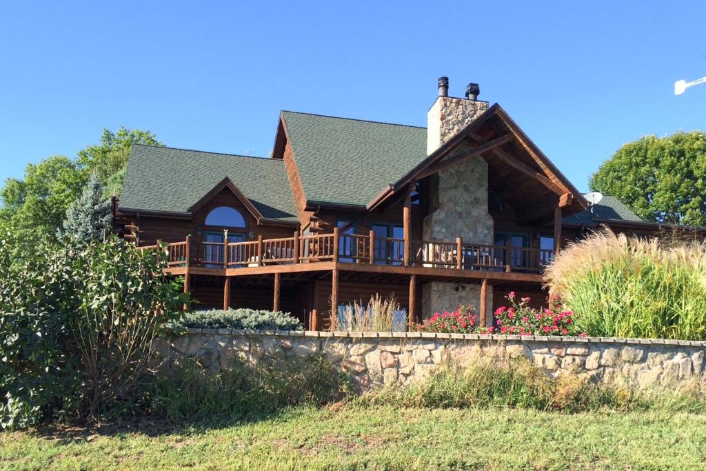 Photo of Indian Ridge in Canton, IL