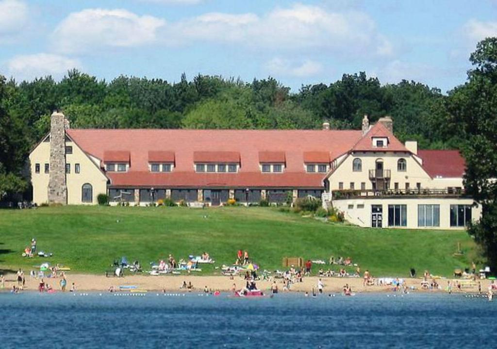 Photo of Potawatomi Inn & Cabins in Angola, IN