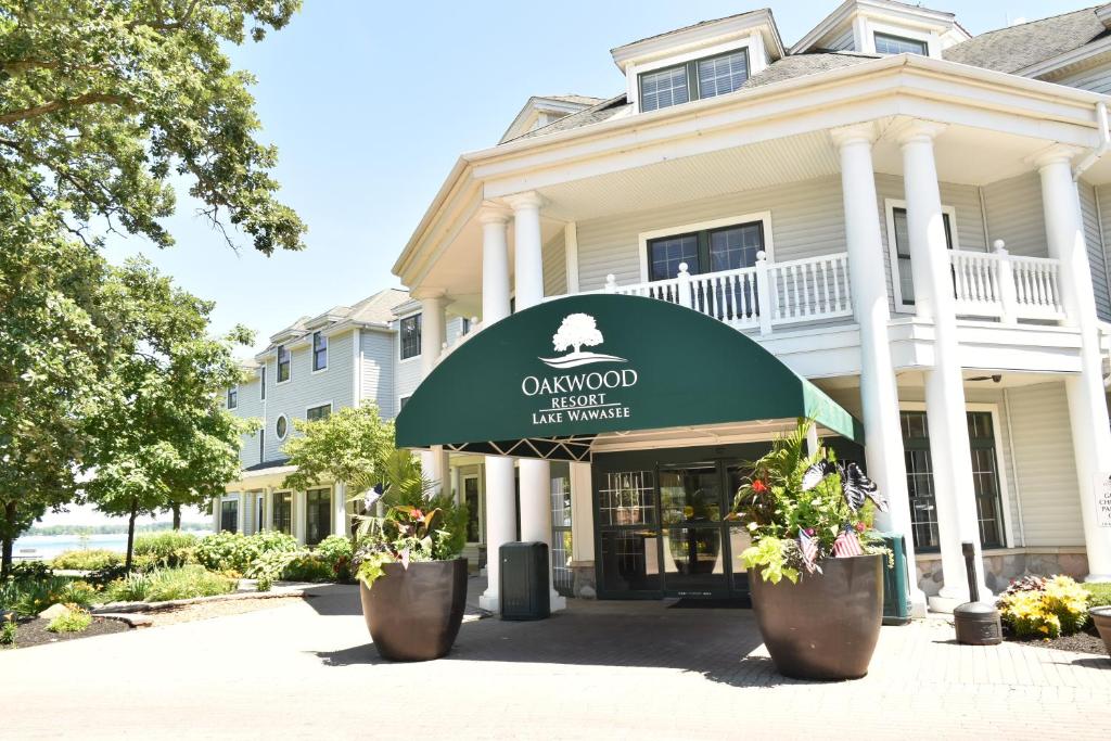 Photo of Oakwood Resort in Syracuse, IN