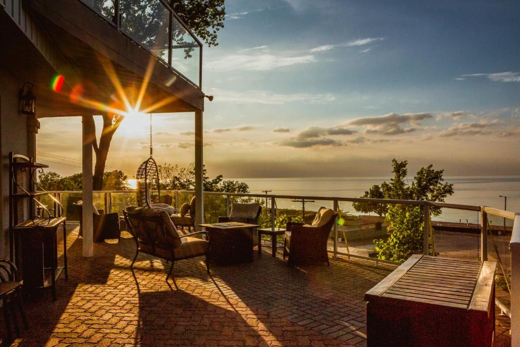 Photo of Villa Santorini in Gary, IN