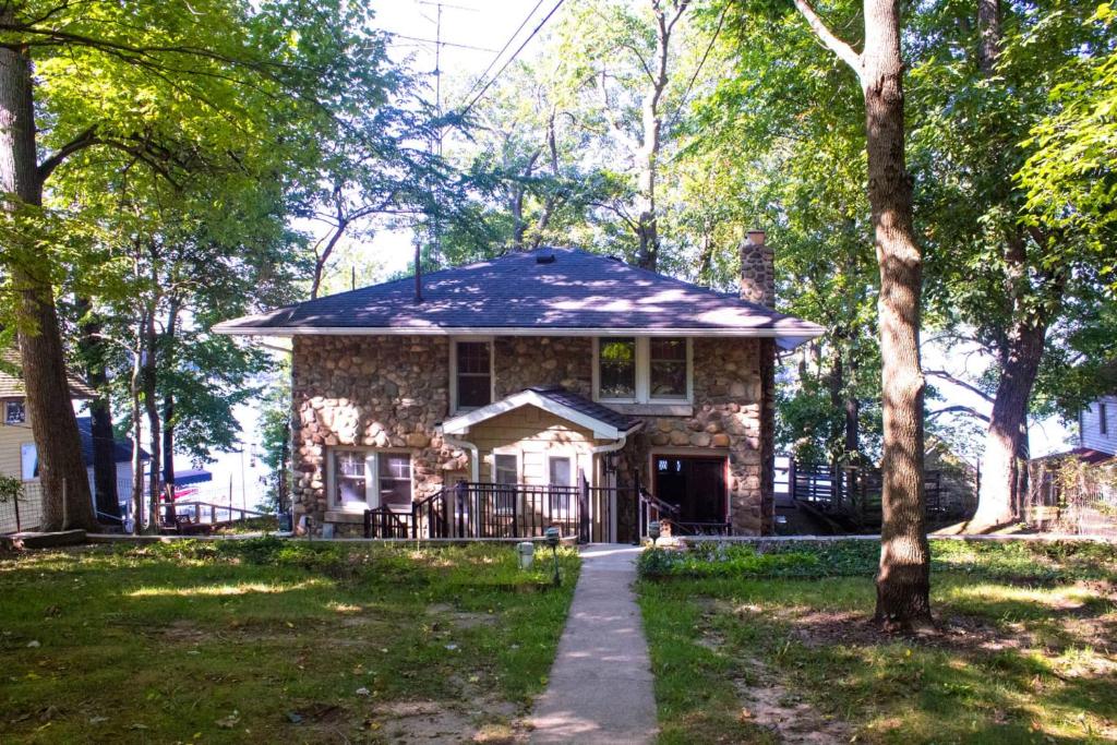 Photo of The Old Stone Cottage at Tippy in North Webster, IN