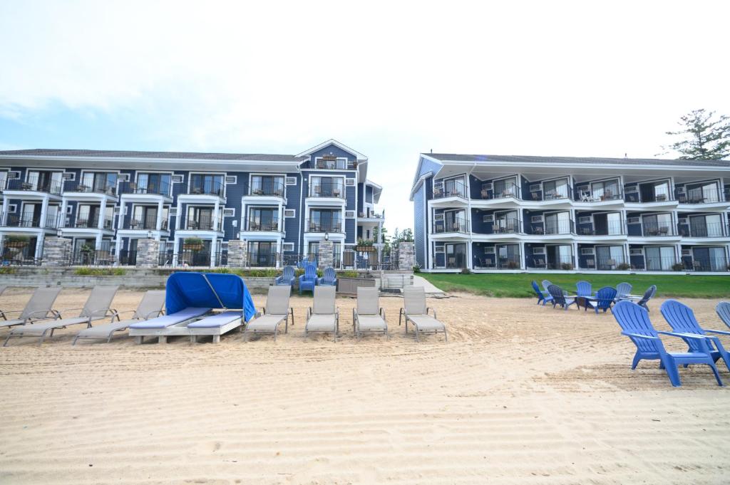 Photo of Pointes North Beachfront Resort Hotel in Traverse City, MI