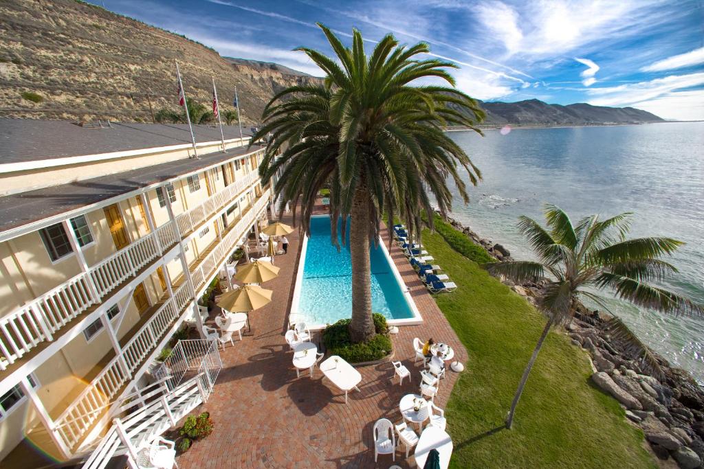 Photo #1 of Cliff House Inn in Ventura, CA