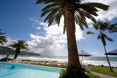 Photo #3 of Cliff House Inn in Ventura, CA