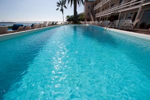 Photo #4 of Cliff House Inn in Ventura, CA