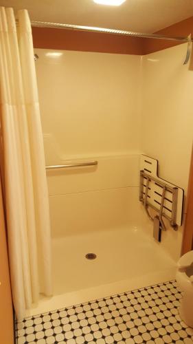 Photo #3 of Best Western Plus Dockside Waterfront Inn in Mackinaw City, MI