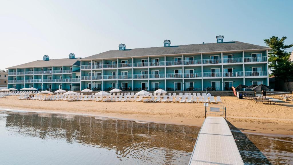 Photo of Sugar Beach Resort Hotel in Traverse City, MI