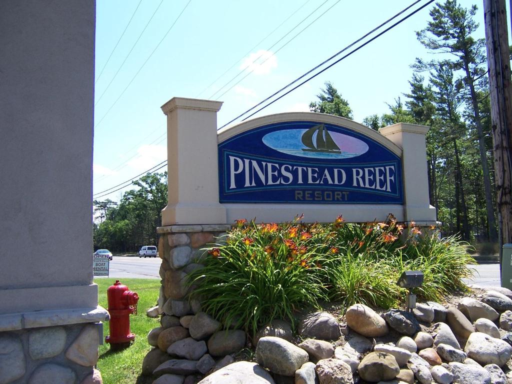 Photo of Pinestead Reef Resort in Traverse City, MI