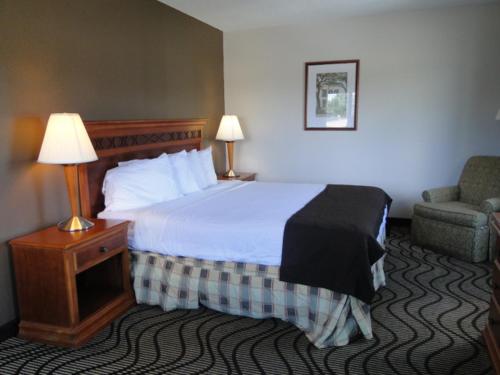 Photo #2 of Oscoda Lakeside Hotel in Au Sable Township, MI