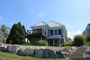Photo #6 of The Sunset Cottage - Lakefront with Private Beach in Geneva, OH