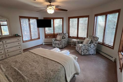 Photo #2 of Lake Front Paradise in Albrightsville, PA