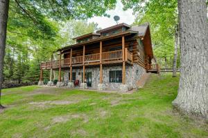 Photo #6 of Island View Lodge in Eagle River, WI