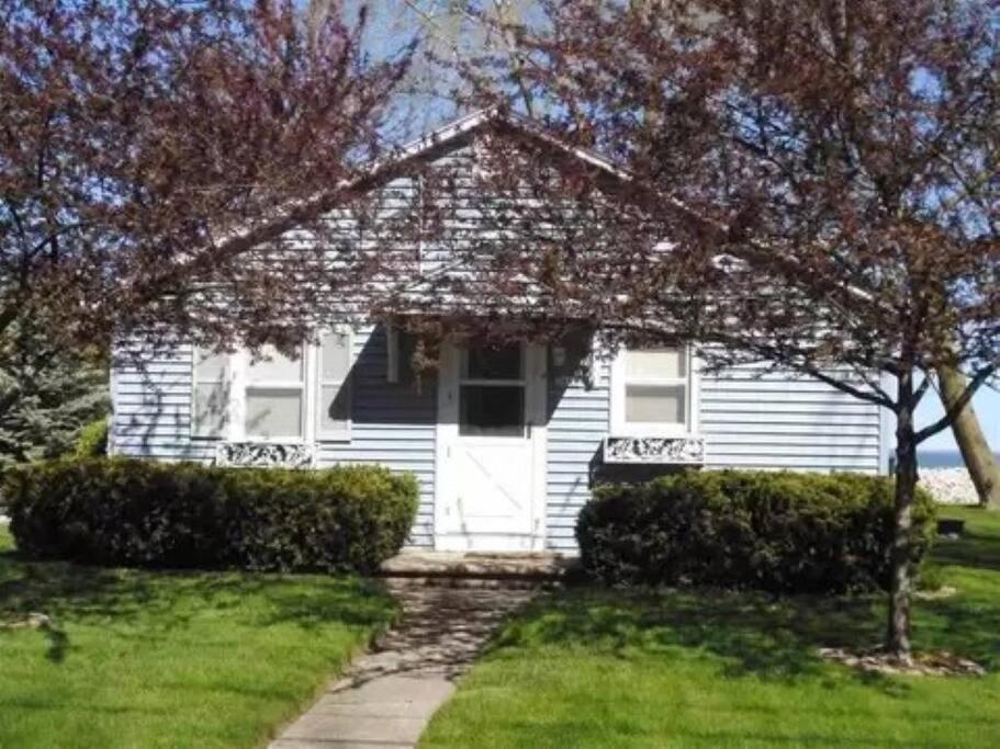 Photo of Cozy Cottage on Green Bay in Green Bay, WI
