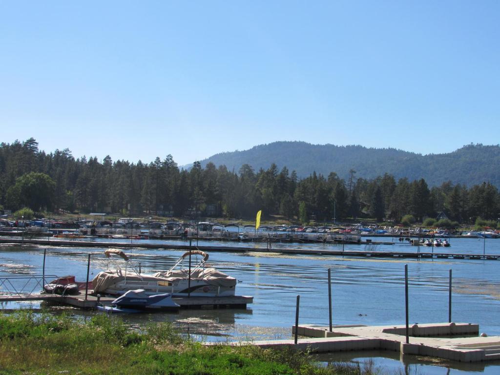 Photo #1 of Smith Lakefront Hideaway in Big Bear Lake, CA