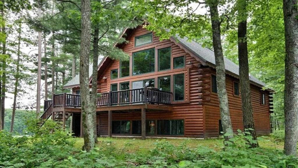 Photo of The Hideaway on Clear Lake Island in Harshaw, WI