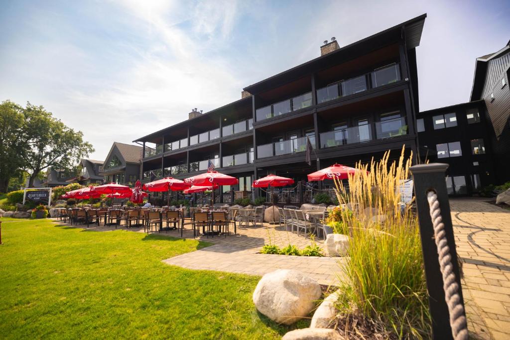 Photo of Quarterdeck Resort in Nisswa, MN