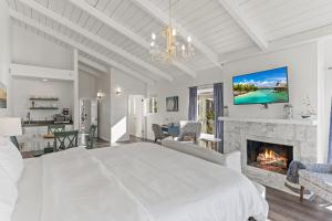 Photo #6 of Romantic Getaway - Luxury Oceanfront Studio - Private Balcony - Fireplace in Oceanside, CA