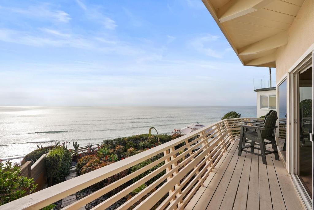 Photo of Oceanfront Paradise on Neptune in Melbourne, FL