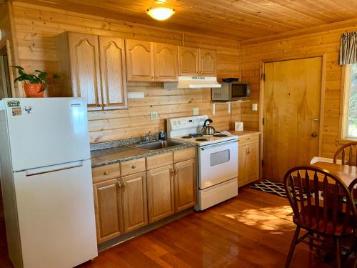Photo #2 of Clam Gulch Lodge in Clam Gulch, AK