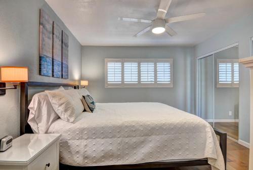 Photo #2 of 307B Steps from the sand! Freshly Decorated with Harbor Views in Oceanside, CA