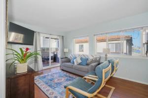 Photo #5 of 2bed 2bath Steps to the Sand in Mission Beach and Bay in San Diego, CA