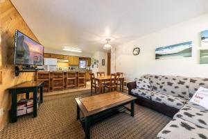 Photo #5 of Spacious 1br Condo w/Partial Lake View #117 at Donner Lake Village in Truckee, CA