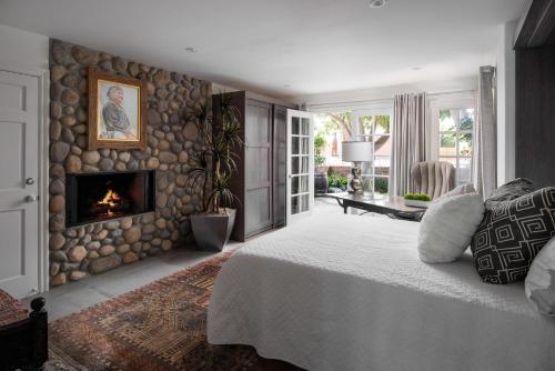 Photo #2 of Serene 6000sf 8br-8ba Oceanfront Luxury Villa with 75' Frontage in Encinitas, CA