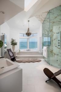Photo #4 of Serene 6000sf 8br-8ba Oceanfront Luxury Villa with 75' Frontage in Encinitas, CA