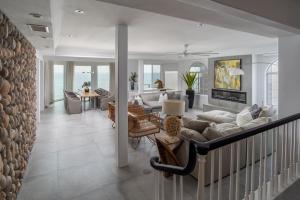 Photo #5 of Serene 6000sf 8br-8ba Oceanfront Luxury Villa with 75' Frontage in Encinitas, CA