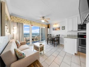 Photo #6 of Southern Comfort - Expansive views of the ocean and beach! Newly renovated plus top grade linens! condo in Carolina Beach, NC