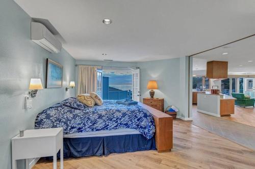 Photo #2 of Oceanfront 4 bedroom villa w/ 2 masters and views in Encinitas, CA