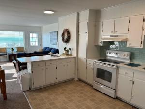 Photo #5 of Eastside Duplex in Holden Beach, NC