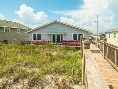 Photo #2 of Pelican Perch in Topsail Beach, NC