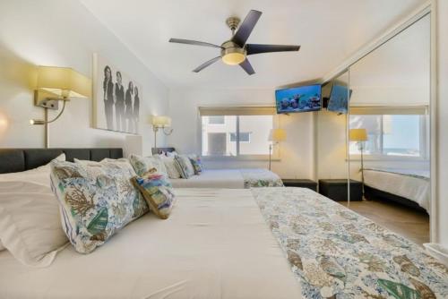 Photo #2 of 107-Oceanfront Lux 1-7 in San Diego, CA