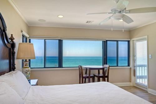 Photo #2 of Villa Jules, Oceanfront, Private Beach, Fire Pit in Oceanside, CA