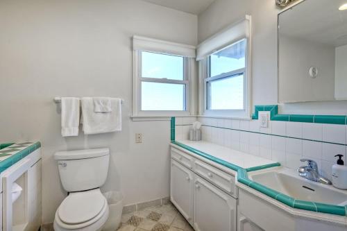 Photo #3 of Villa Jules, Oceanfront, Private Beach, Fire Pit in Oceanside, CA