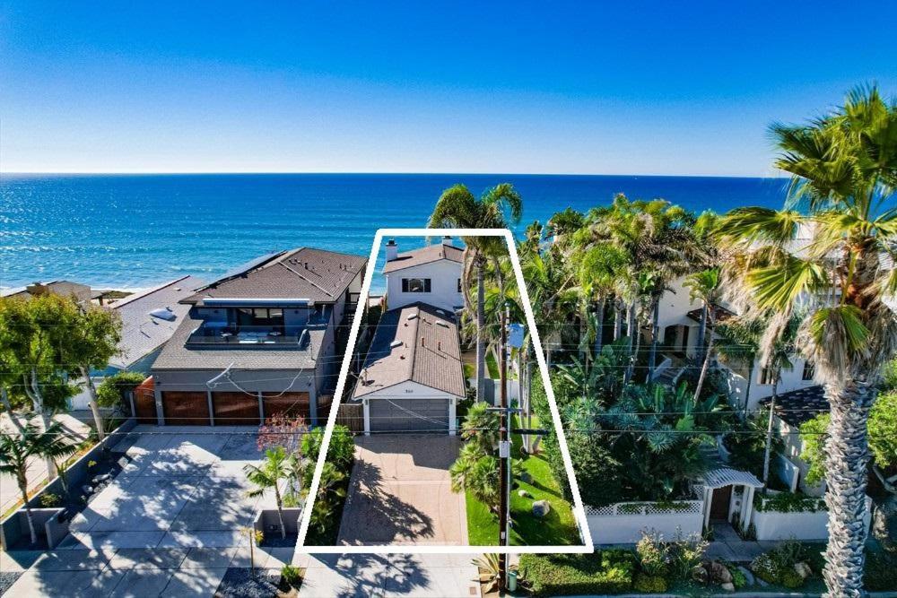 Photo #1 of Surf House in Encinitas, CA