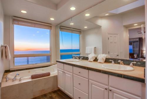 Photo #3 of Surf House in Encinitas, CA