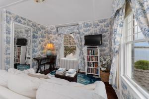 Photo #6 of Harbor Knoll Bed and Breakfast in Greenport, NY