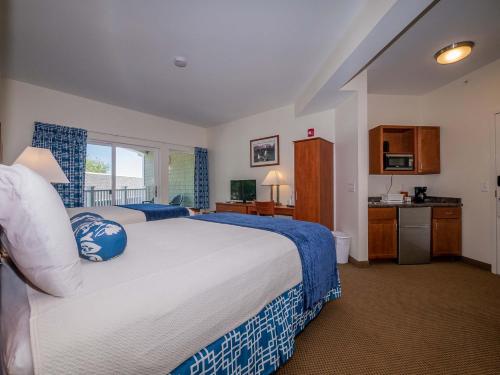 Photo #2 of Sea Latch Inn in York, ME