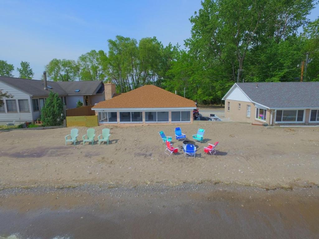 Photo of Private Sand Beach Cottage - Sleeps 10 in Geneva, OH