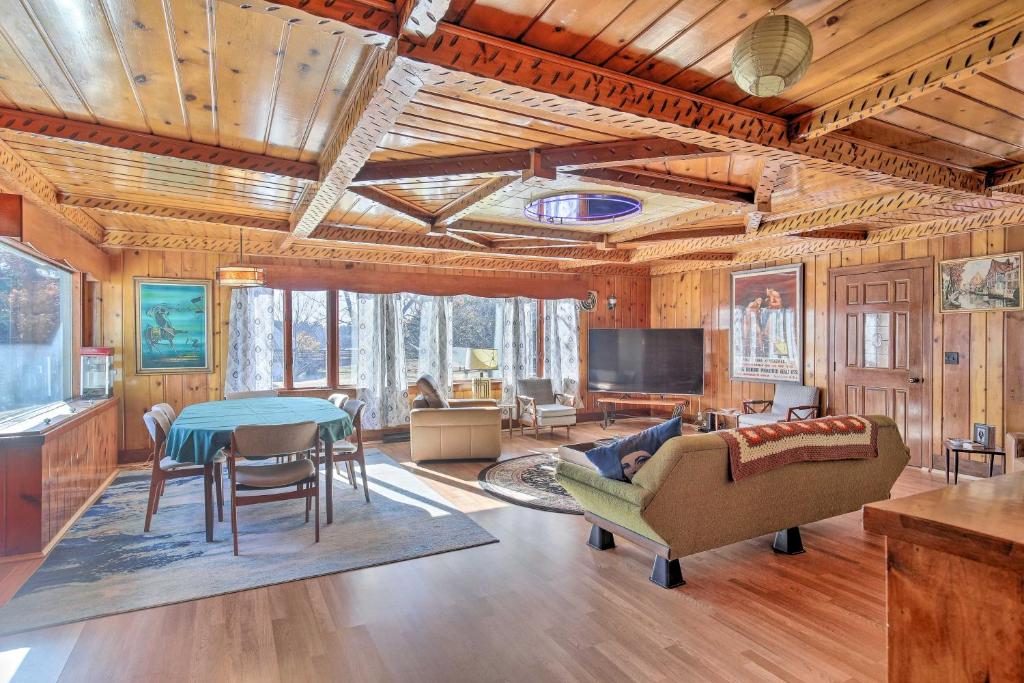 Photo of Retro Rhinelander Lake Retreat with Fire Pit! in Rhinelander, WI