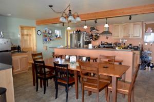 Photo #4 of Bay Avenue Inn in Homer, AK